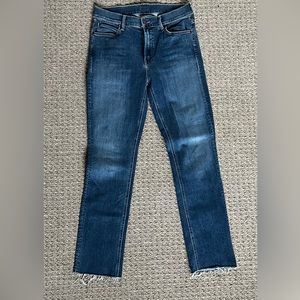 Mother Jeans. Mid Rise Dazzler. Ankle Fray. Brand New. Never worn.